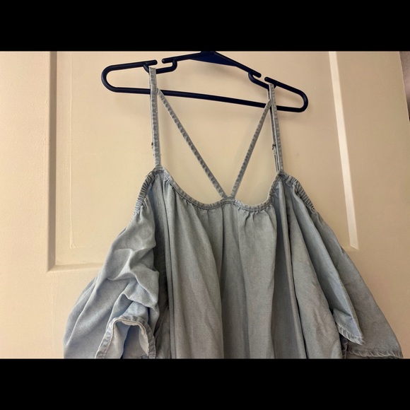 Denim dress with off the shoulder ruffle sleeves - Picture 2 of 3